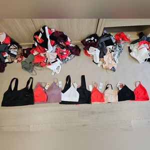 Lot of 9 Sport Bras Lot-B15